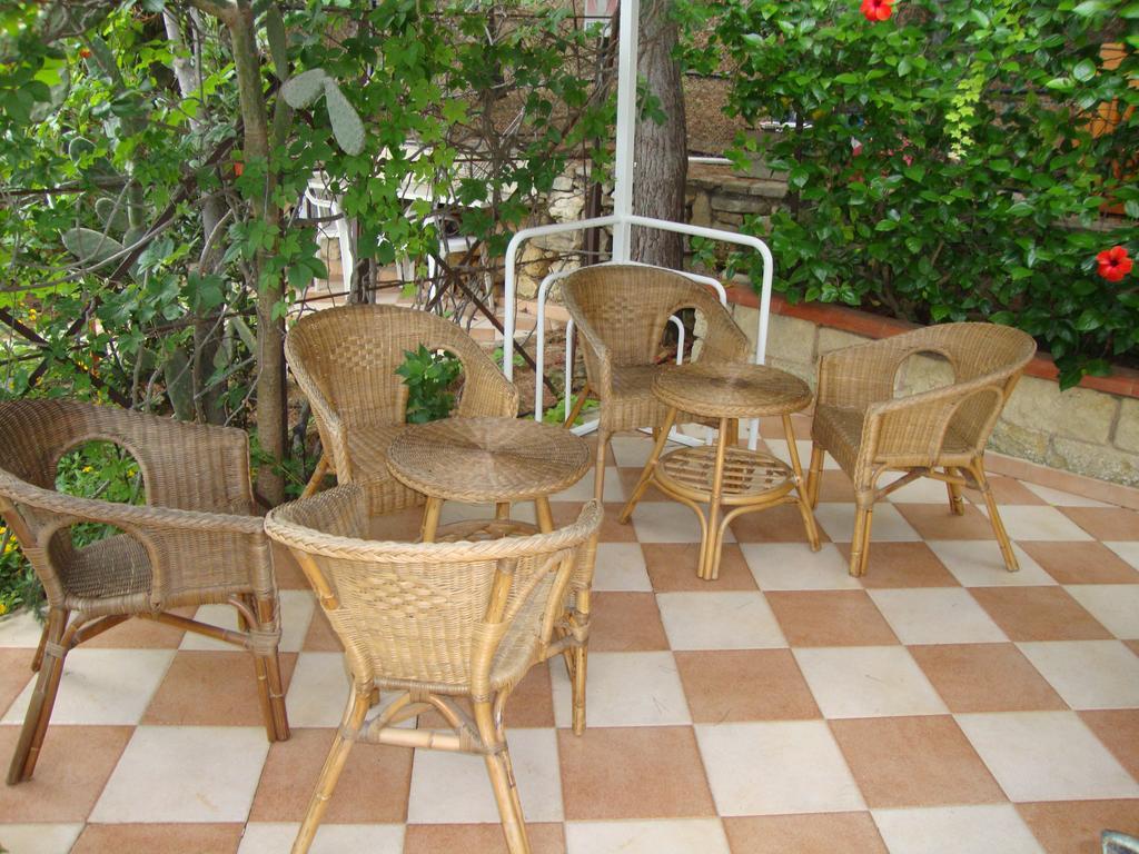 Residence Capo San Marco & Renella Шакка Экстерьер фото
